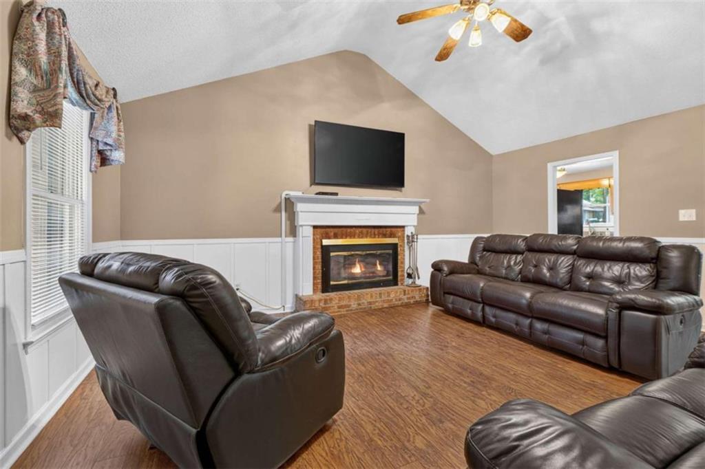 275 Pine Tree Lane Property Photo 10