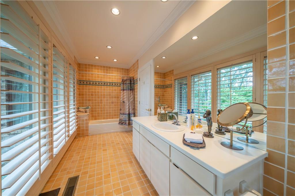 400 Terrell Drive Property Photo 47