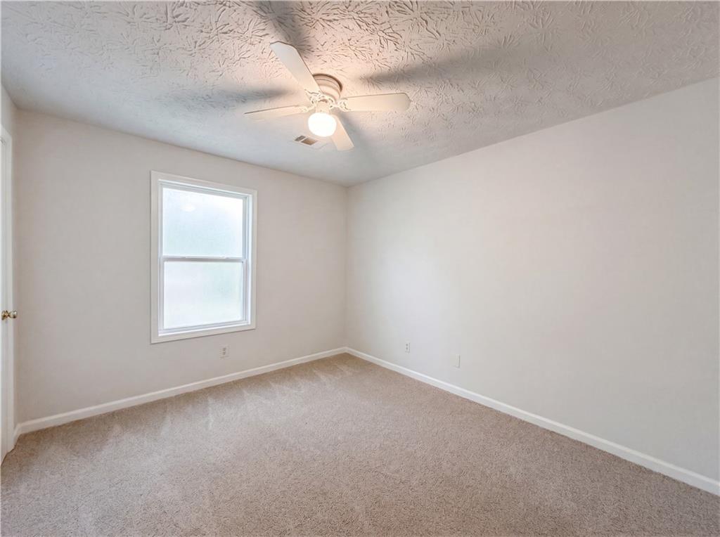 85 Hartley Woods Drive Ne Property Photo 8
