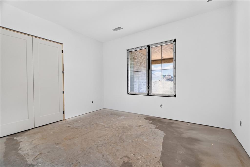 608 E Lake Drive Property Photo 19