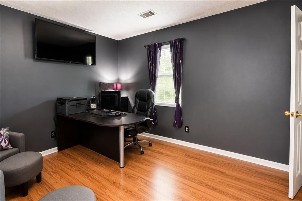 3990 Skidmore Court Property Photo 20