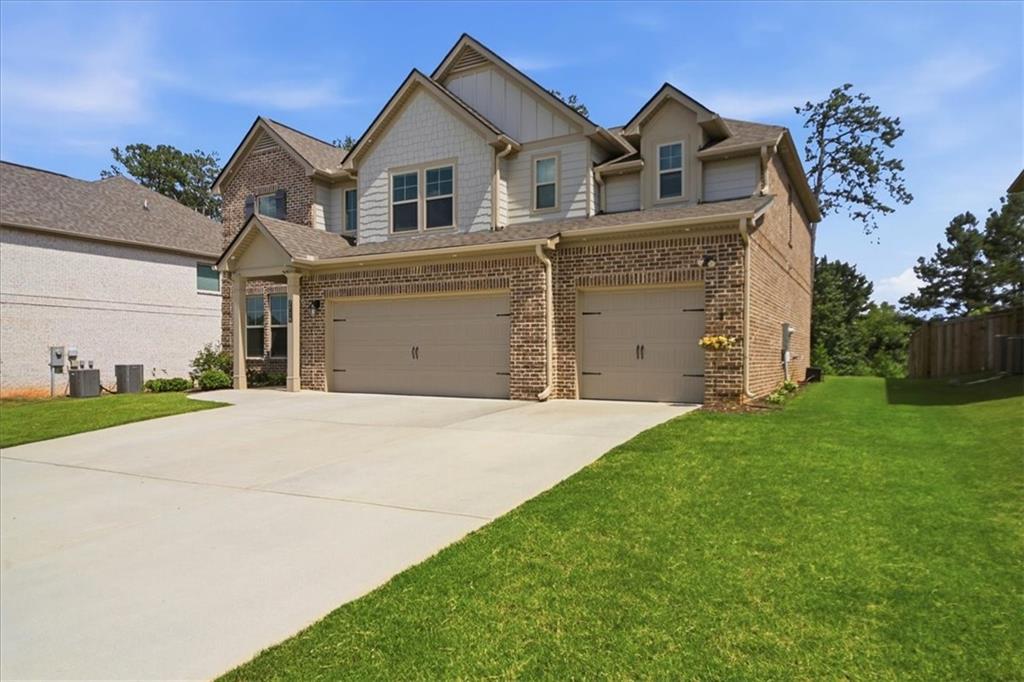 2116 Cadenza Circle Property Photo 3