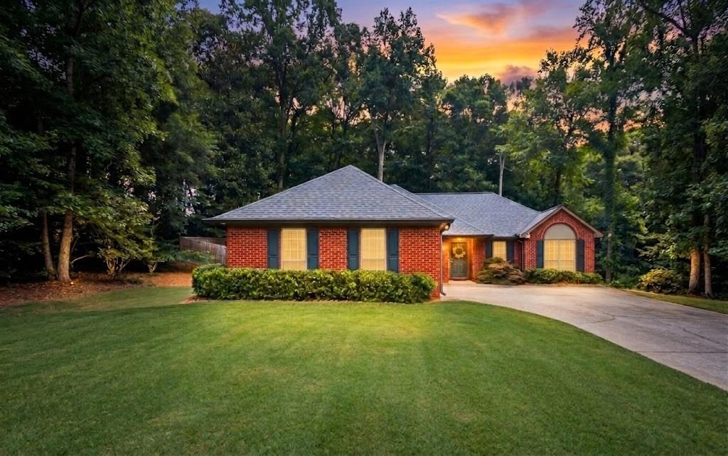 2035 Huntington Hill Trace Property Photo 1