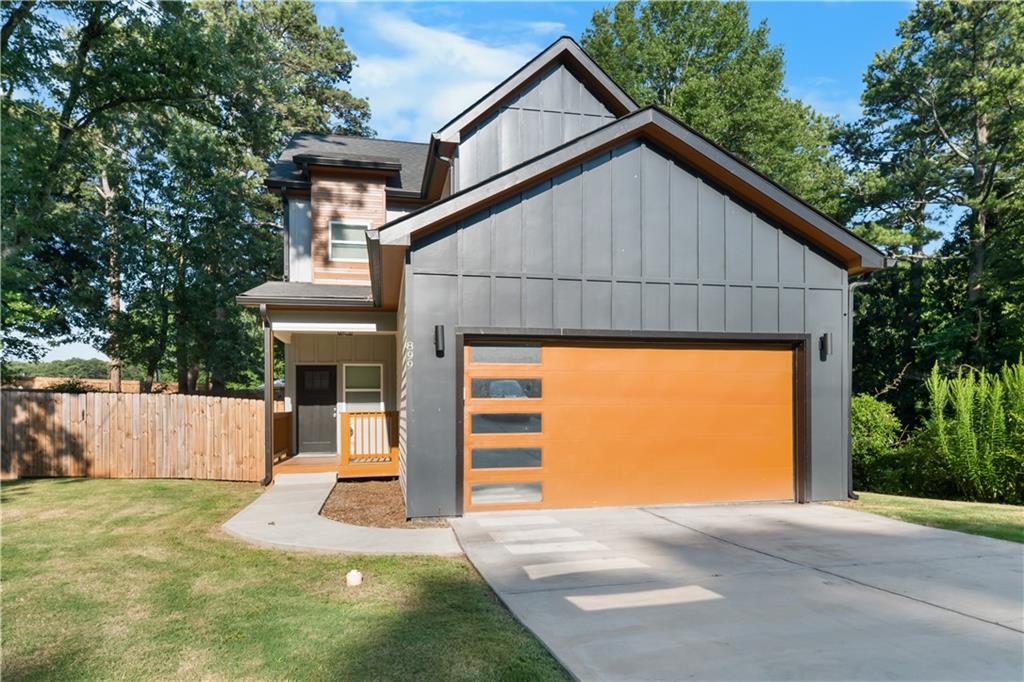 1899 Harold Avenue Se Property Photo 1