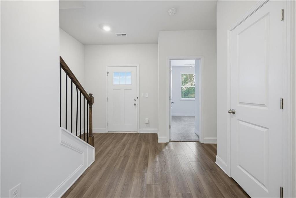 131 Dew Drop Point Property Photo 7
