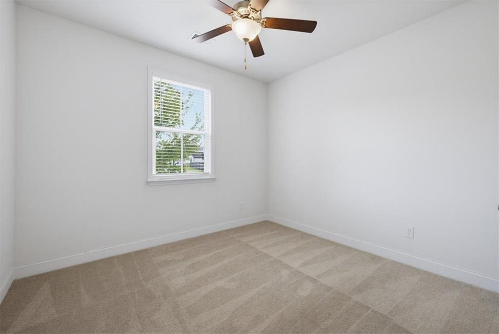131 Dew Drop Point Property Photo 8