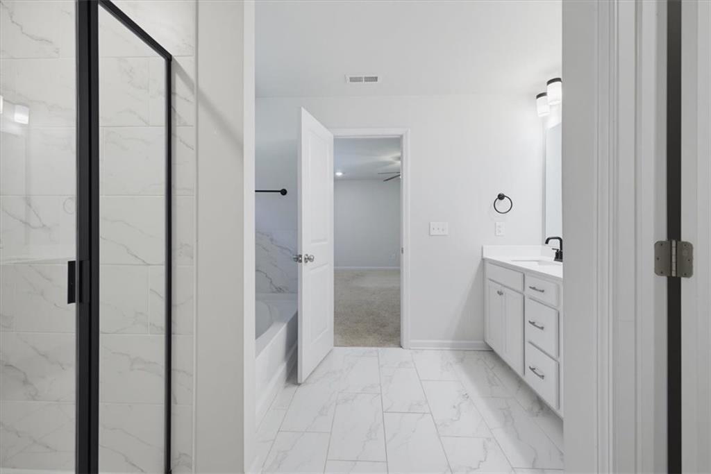 131 Dew Drop Point Property Photo 27