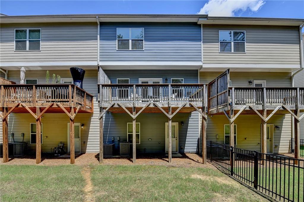 2719 Hedgeway Circle Property Photo 31