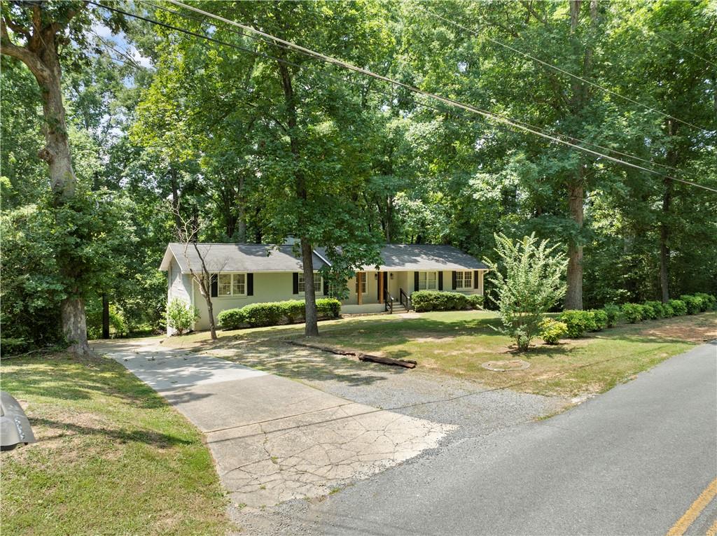 7 Thrushwood Road Property Photo 2