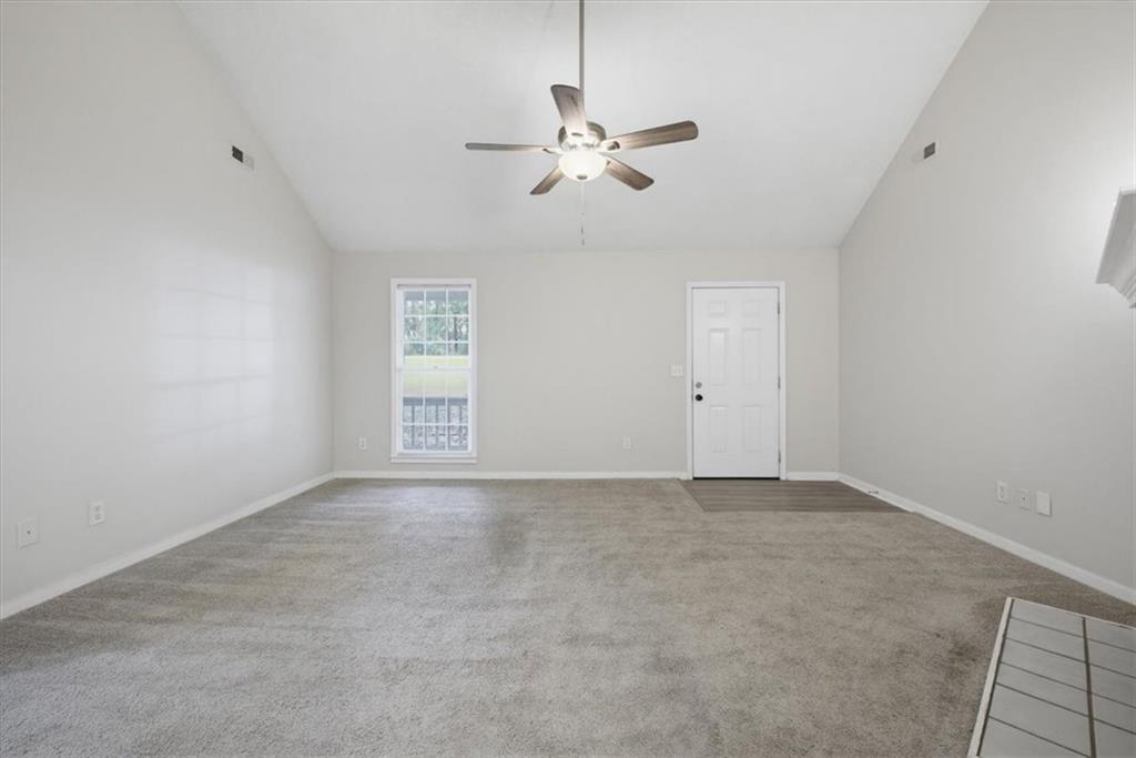 440 Cowan Road Property Photo 6