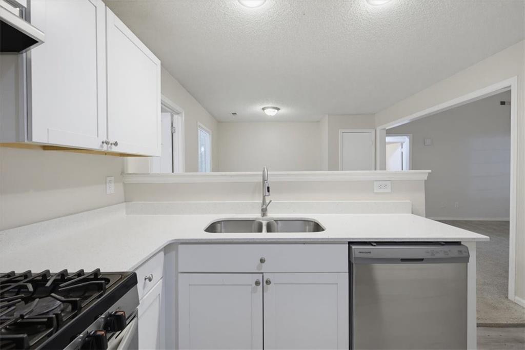 440 Cowan Road Property Photo 13