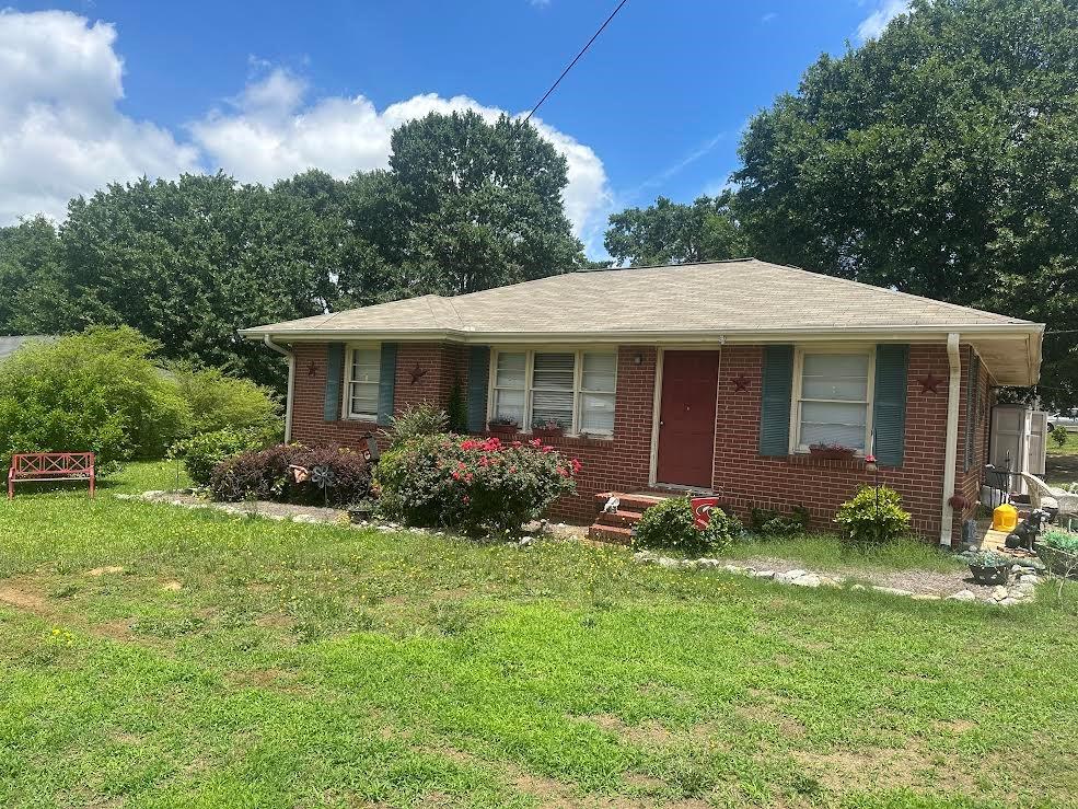 369 W Candler Street Property Photo 1
