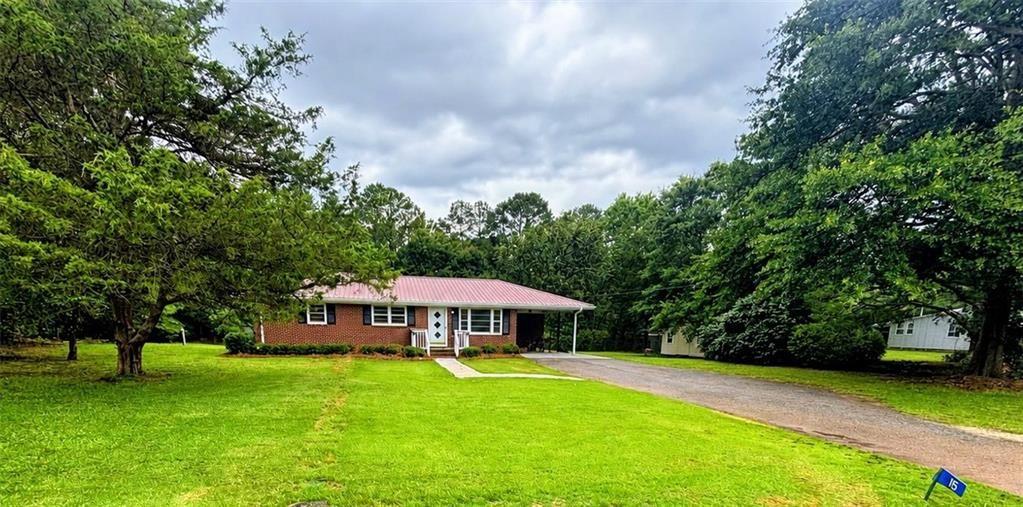 115 Pineview Lane Property Photo 1