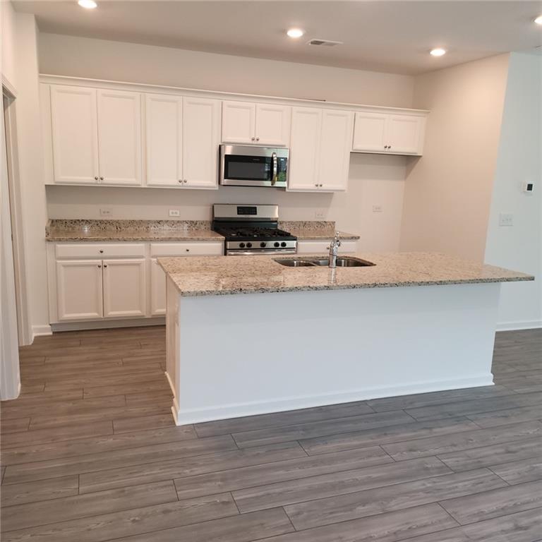 448 Golden Eagle Parkway Property Photo 10