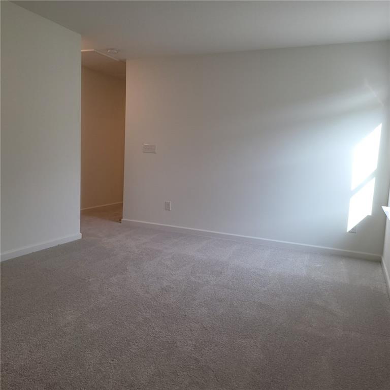 448 Golden Eagle Parkway Property Photo 18