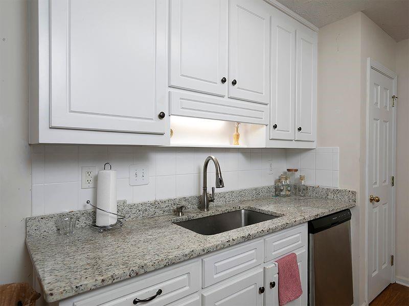 55 Dearing Woods Bend Property Photo 11