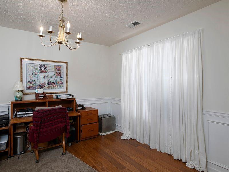 55 Dearing Woods Bend Property Photo 13