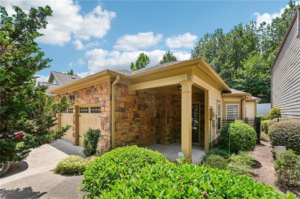204 Oakleaf Drive