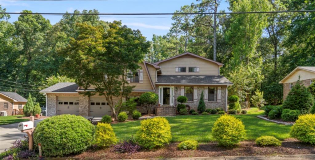1239 Country Pine Drive