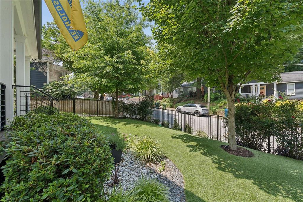 72 Se Walthall Street Se Unit A Property Photo 8