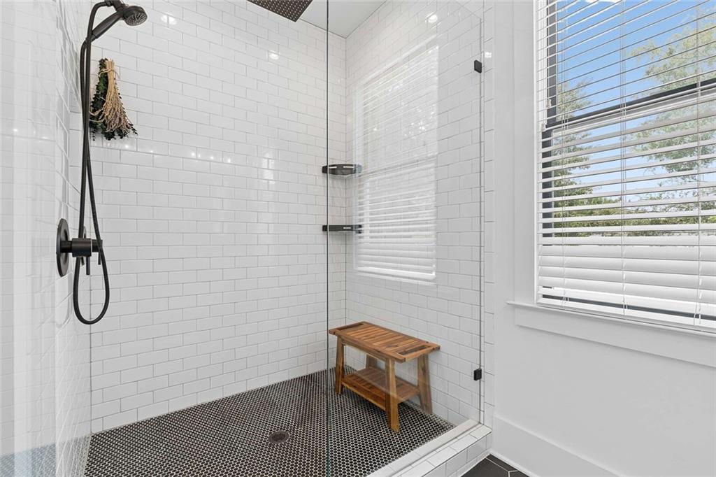 72 Se Walthall Street Se Unit A Property Photo 39