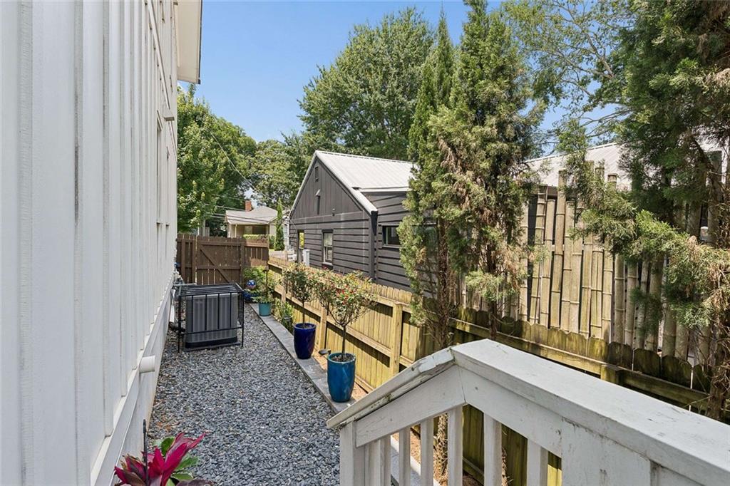 72 Se Walthall Street Se Unit A Property Photo 46