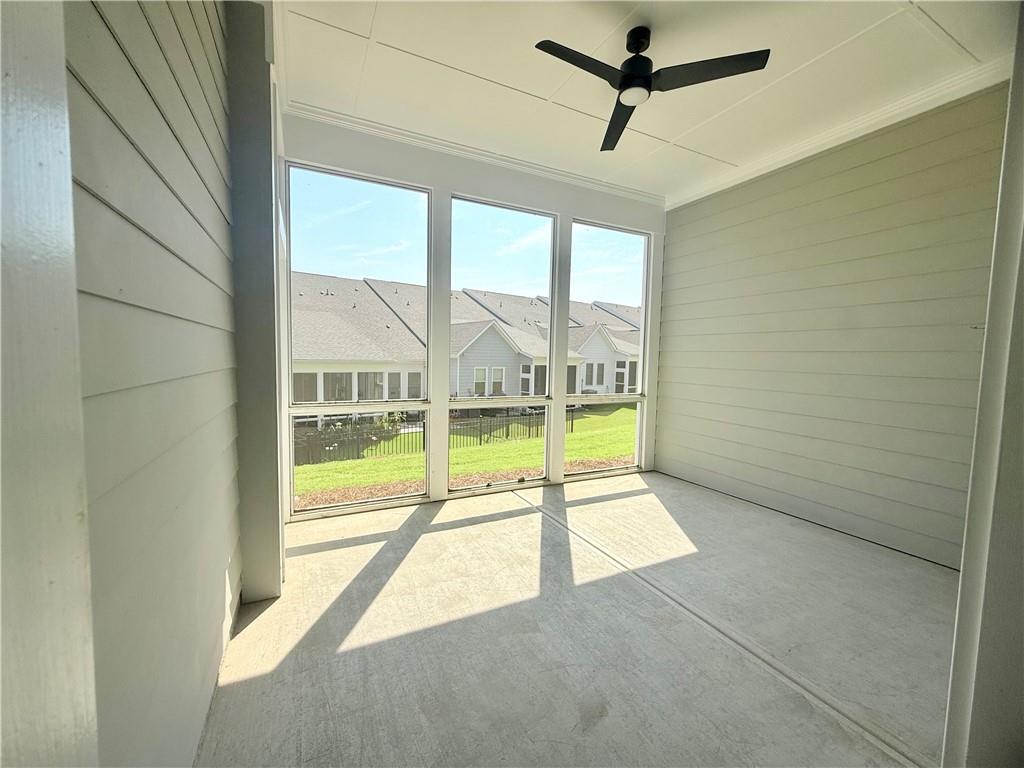 2134 Cloverton Way Property Photo 3