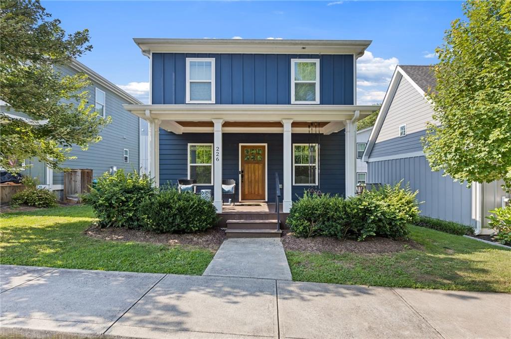 226 Old Canton Circle Property Photo 1