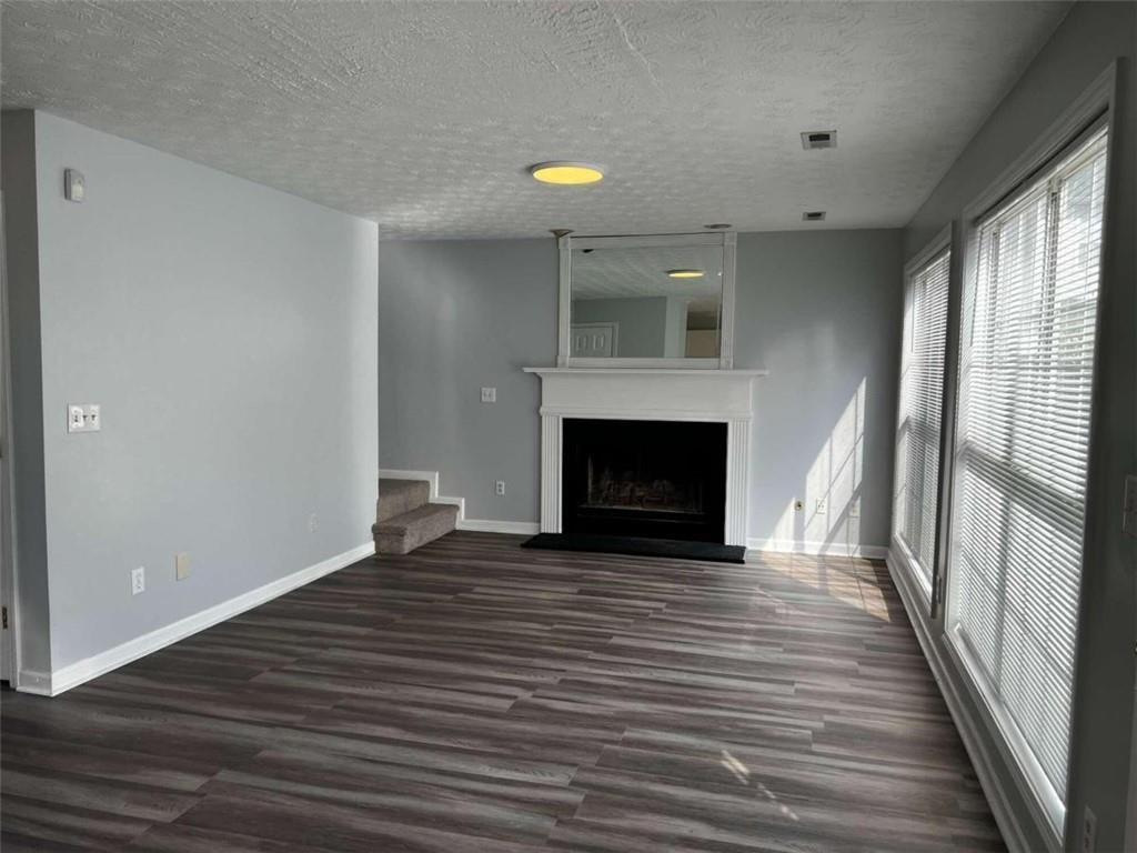 500 Kings Place Property Photo 6