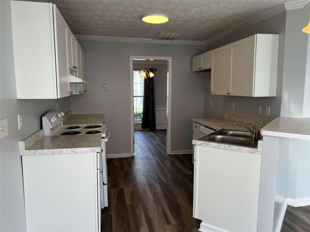 500 Kings Place Property Photo 7