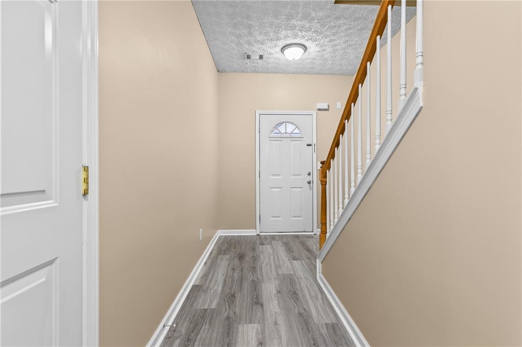 4932 Vireo Drive Property Photo 6