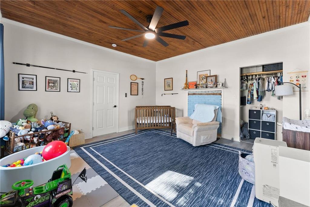 2158 Broad Street Property Photo 16