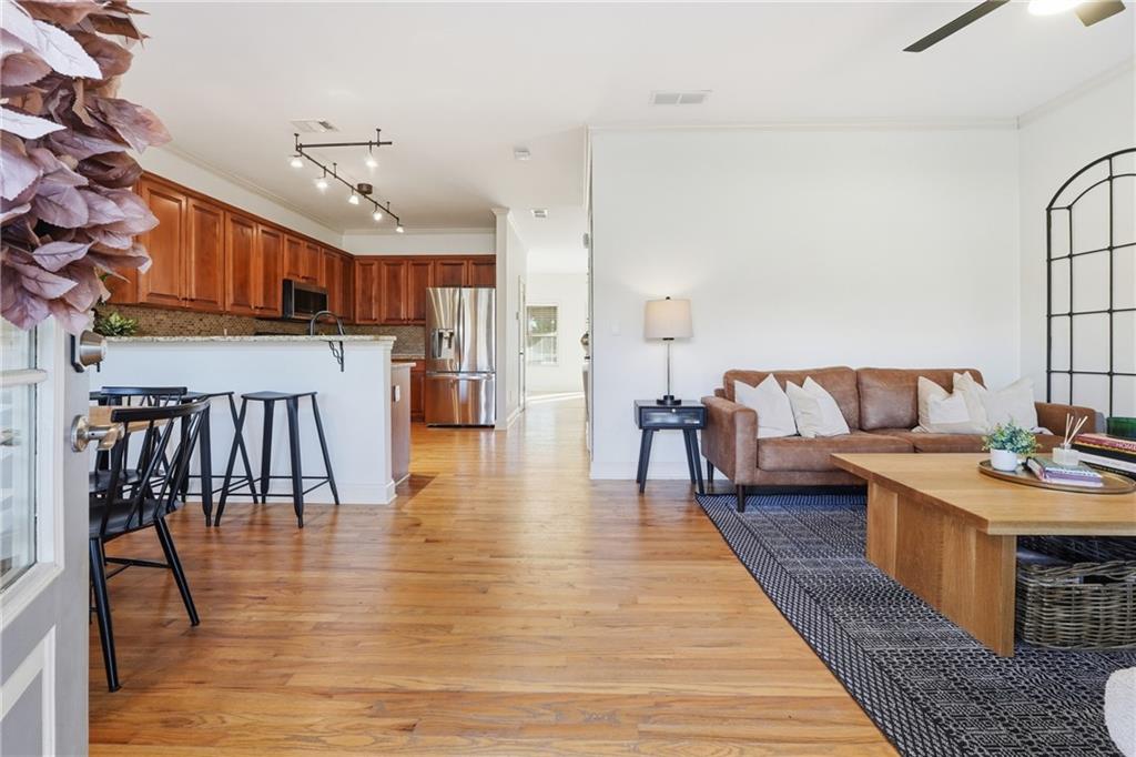 411 Royal Crescent Lane E Property Photo 1