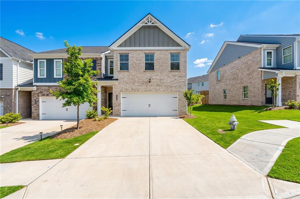 2568 Swan Lake Drive Property Photo 1