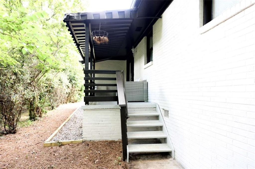 1275 Calhoun Avenue Property Photo 2