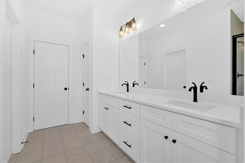 13 Lucas Lane Property Photo 24