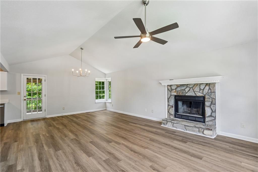 18 Cherry Cove Property Photo 4