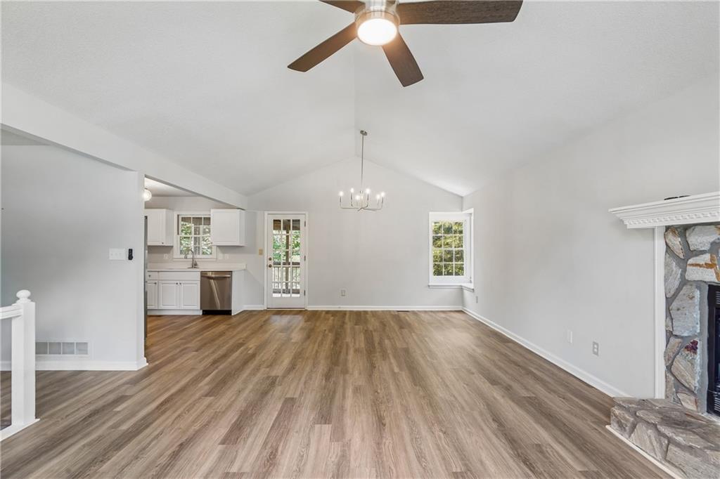 18 Cherry Cove Property Photo 6