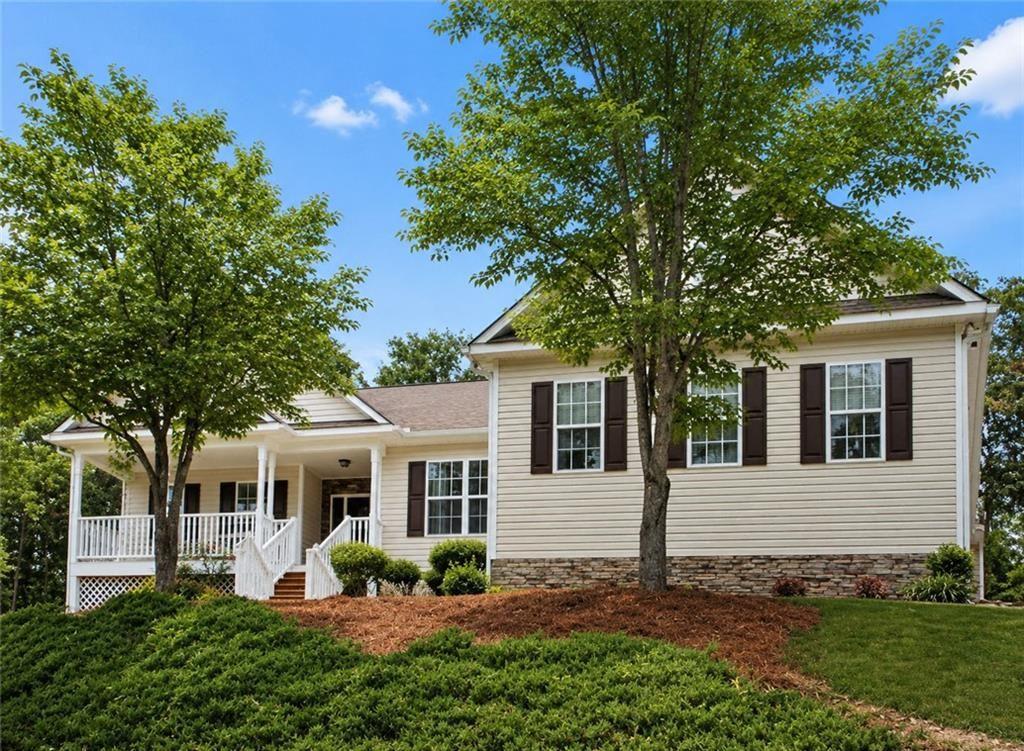 110 Winterhawk Cove Property Photo 1