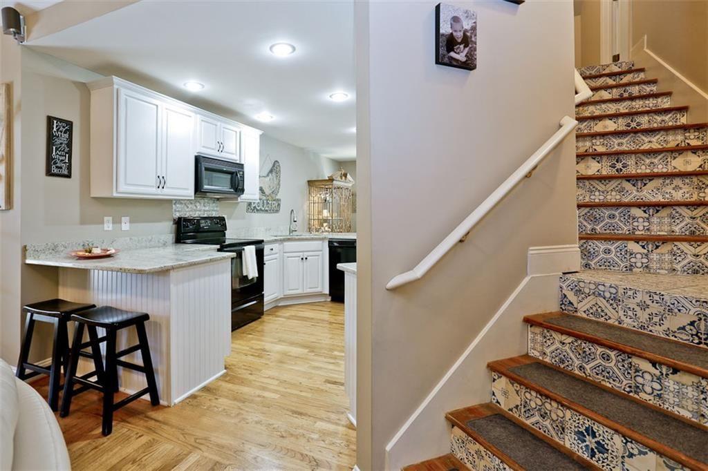 110 Winterhawk Cove Property Photo 30
