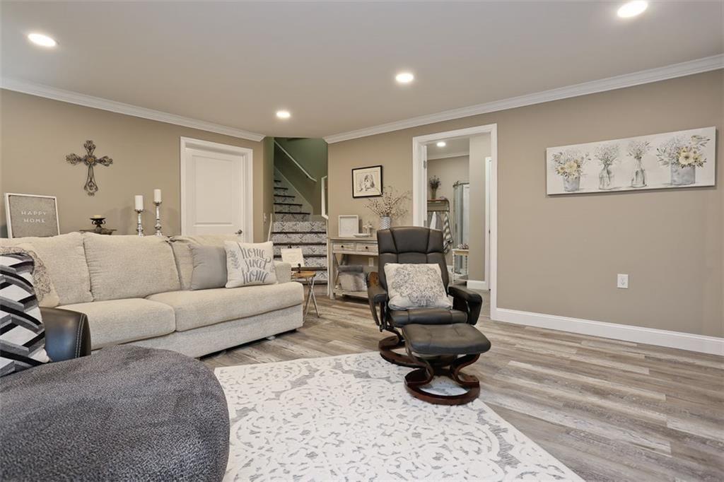 110 Winterhawk Cove Property Photo 36