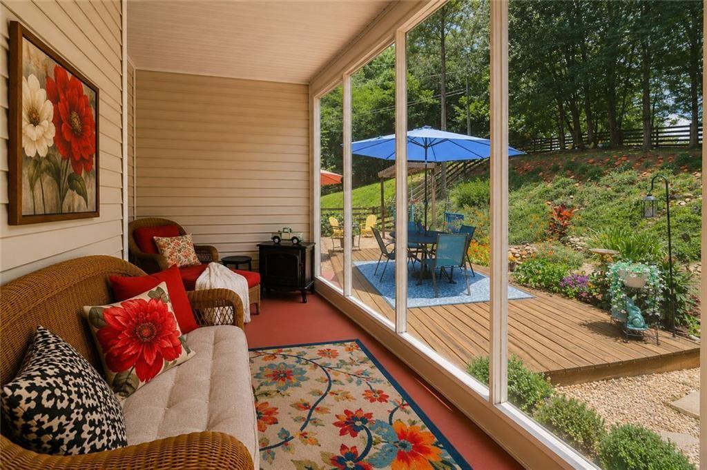 110 Winterhawk Cove Property Photo 43