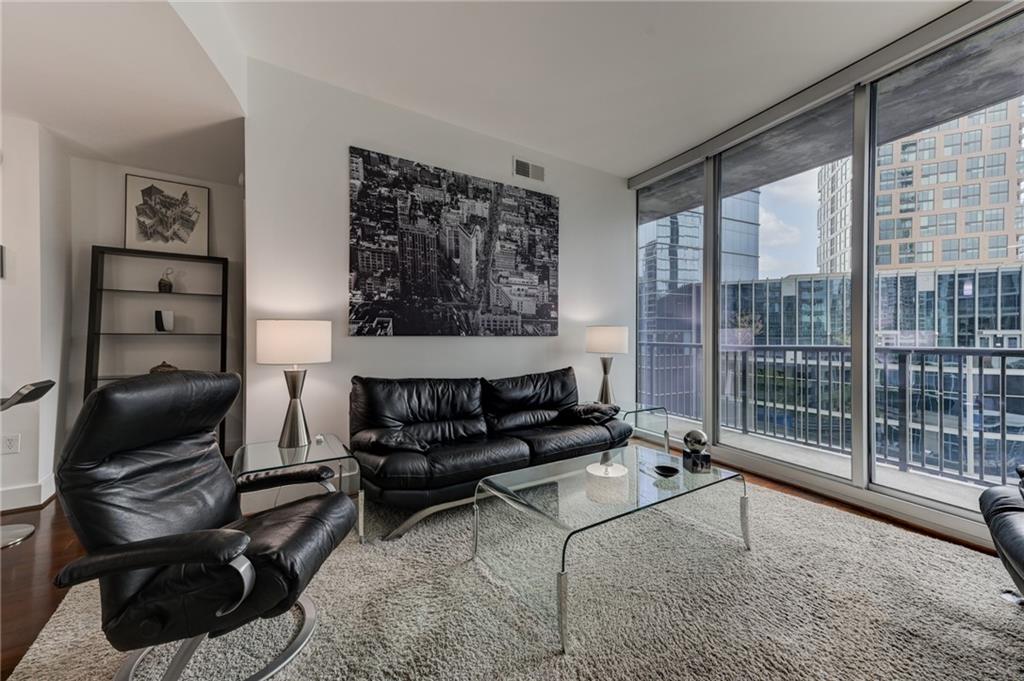 1080 Peachtree Street Ne Unit 905 Property Photo 1
