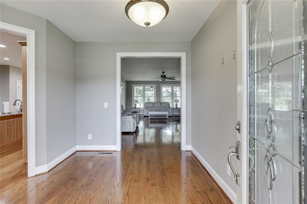 563 Martin Road Property Photo 4