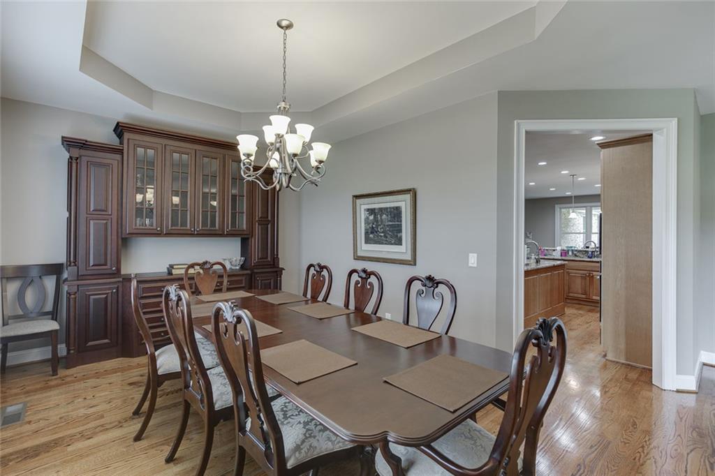 563 Martin Road Property Photo 6