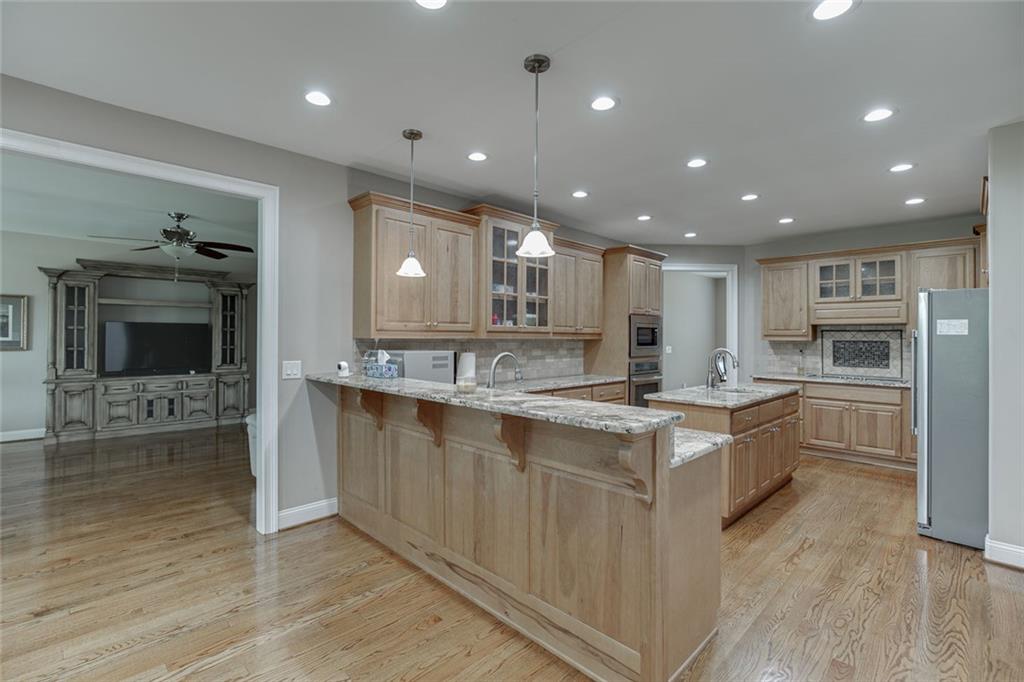 563 Martin Road Property Photo 11