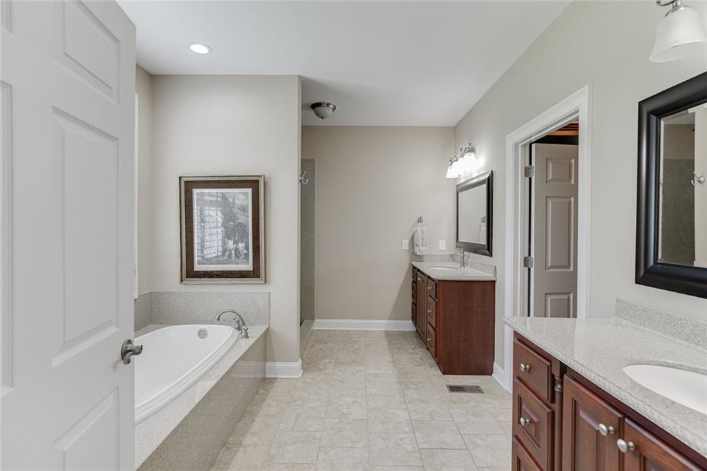 563 Martin Road Property Photo 34