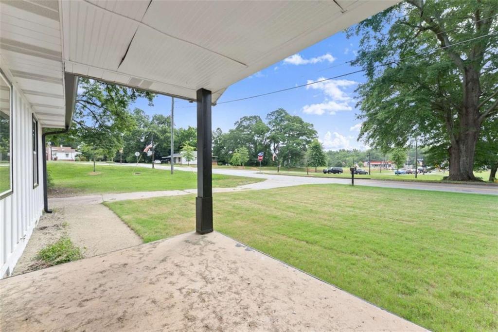 5702 Church Street Property Photo 6