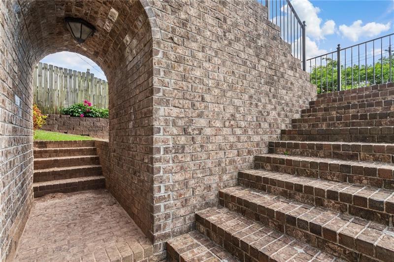 629 Boulevard Ne Property Photo 6