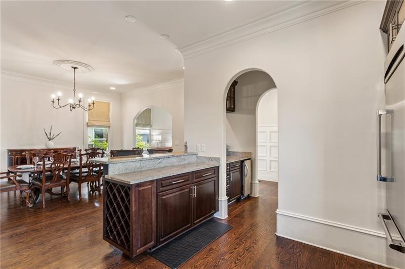 629 Boulevard Ne Property Photo 25